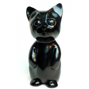 Statuette de petit chat noir de Face 